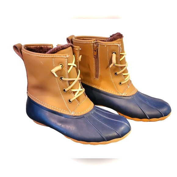 Serra Navy/Tan Rain Duck Leather/Rubber‎ Faux Fur Boots, 3M Thinsulate, Size 8 - Picture 1 of 8